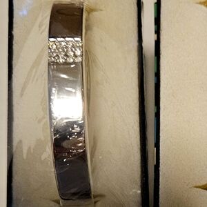 STOLEN BY ANGEL GRAITSON 
New in box n wrapping bracelet